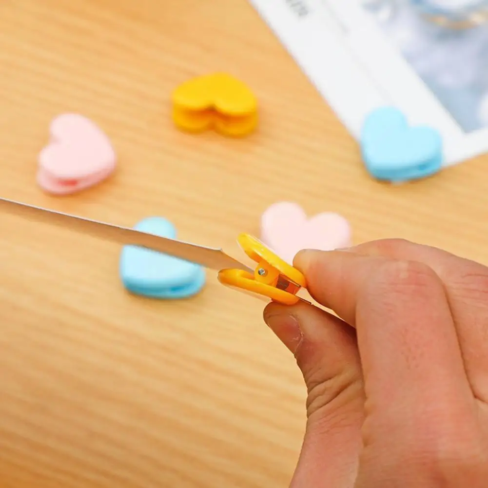 

10pcs Mini Plastic Pink Love Heart Clips Storage Folder Photo Clip Sweet Paper Peg Pin For Student Wedding Decoration Stati F3d2