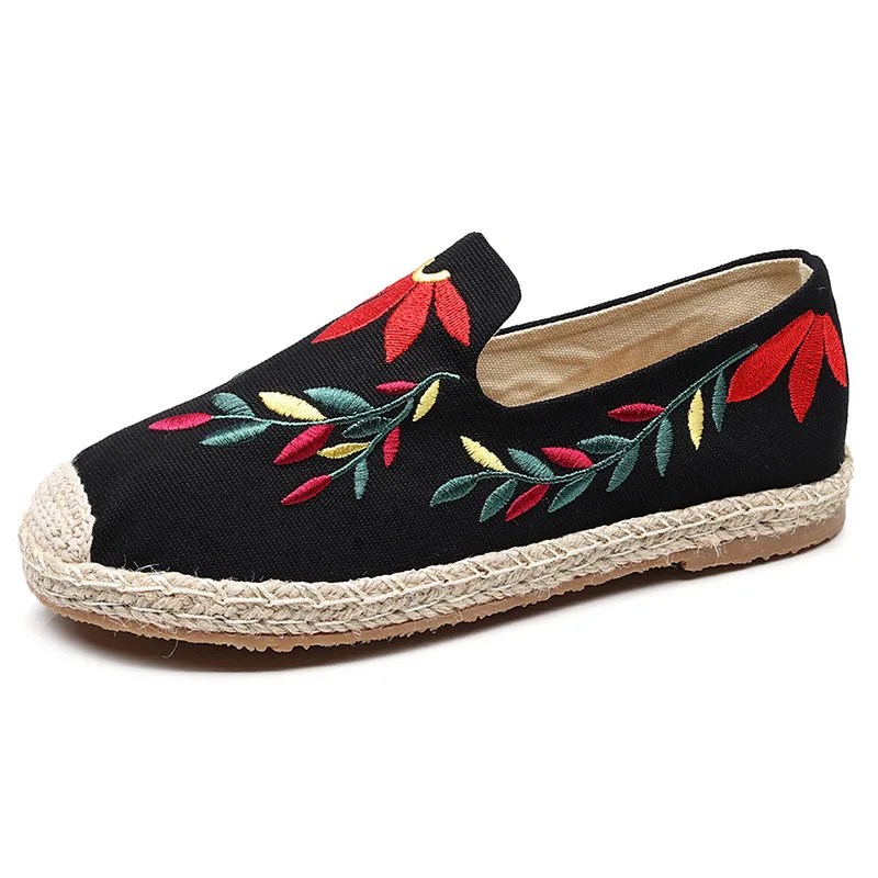 

2021 New Women's Canvas Casual Shoes round Toe Vintage Breathable Embroidered Cloth Shoes Fashion Artistic Pastoral Women Shoes