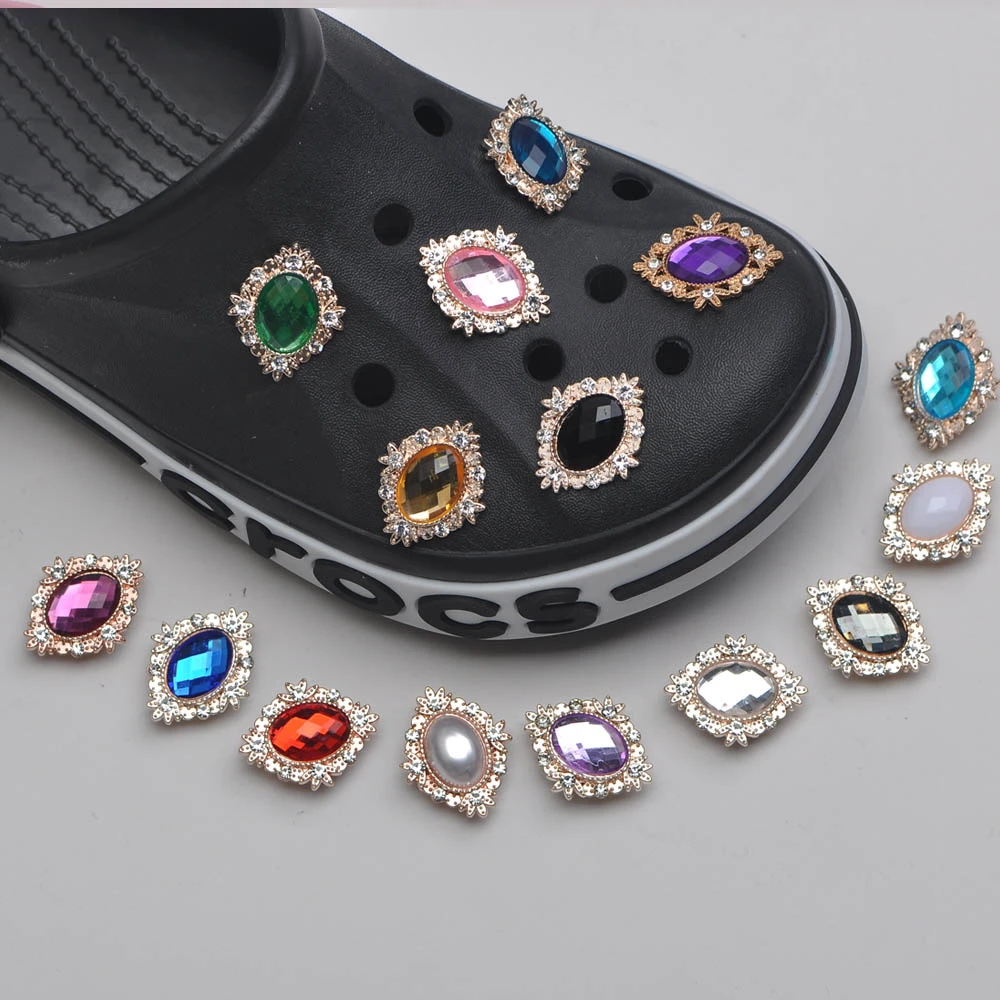 

1PCS Metal Croc Shoe Charms Rhinestone Shoe Accessories Women Croc Decorations Shinny Bling Bracelet Fit Bracelets Kid Shoe Gift