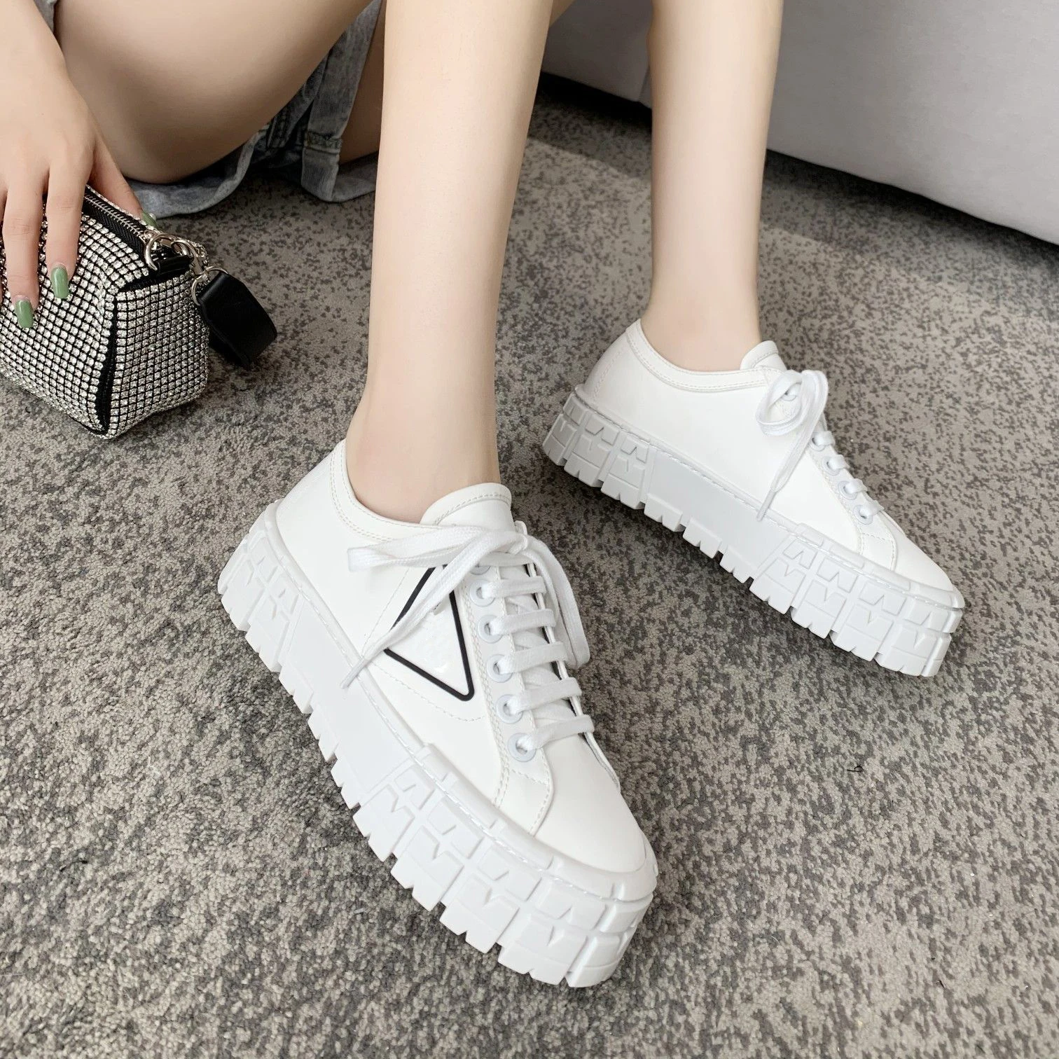 

Flat Platform Sneaker Women White Flats Shoes Round Toe Lace Up Casual Shallow Ladies Shoes