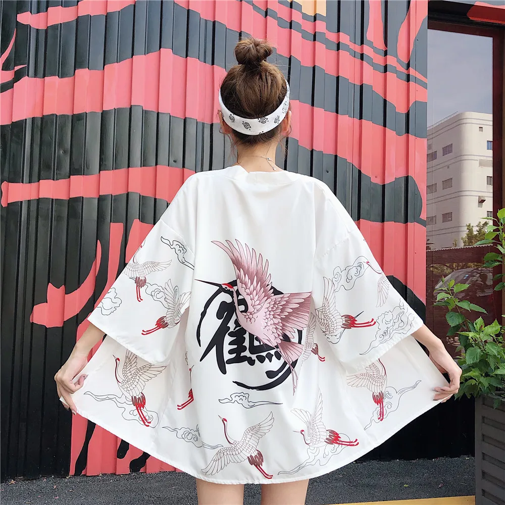 

Japanese kimono cardigan cosplay shirt blouse for women Japanese yukata female summer beach kimono Summer Kimonos woman