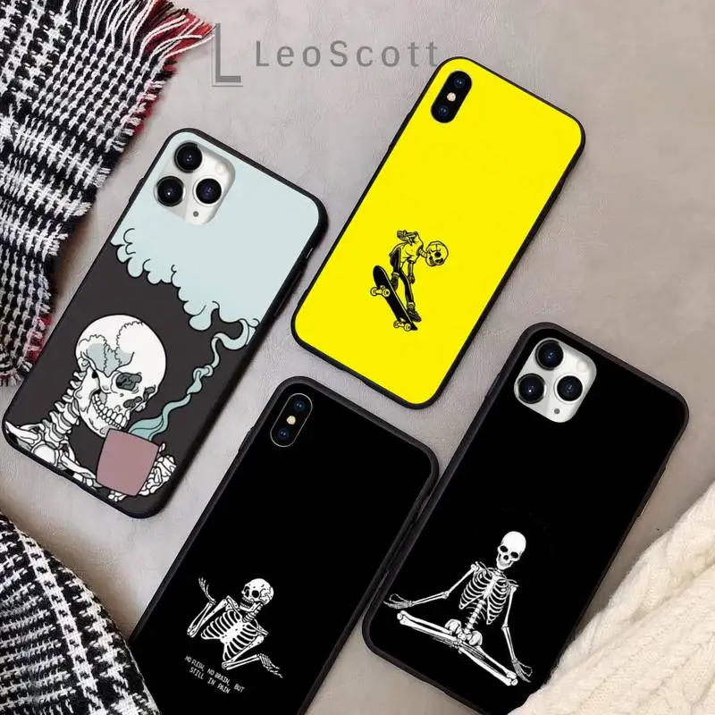 

Funny cute skull skeletons art Phone Case for iPhone 11 12 pro XS MAX 8 7 6 6S Plus X 5S SE 2020 XR Soft silicone cover