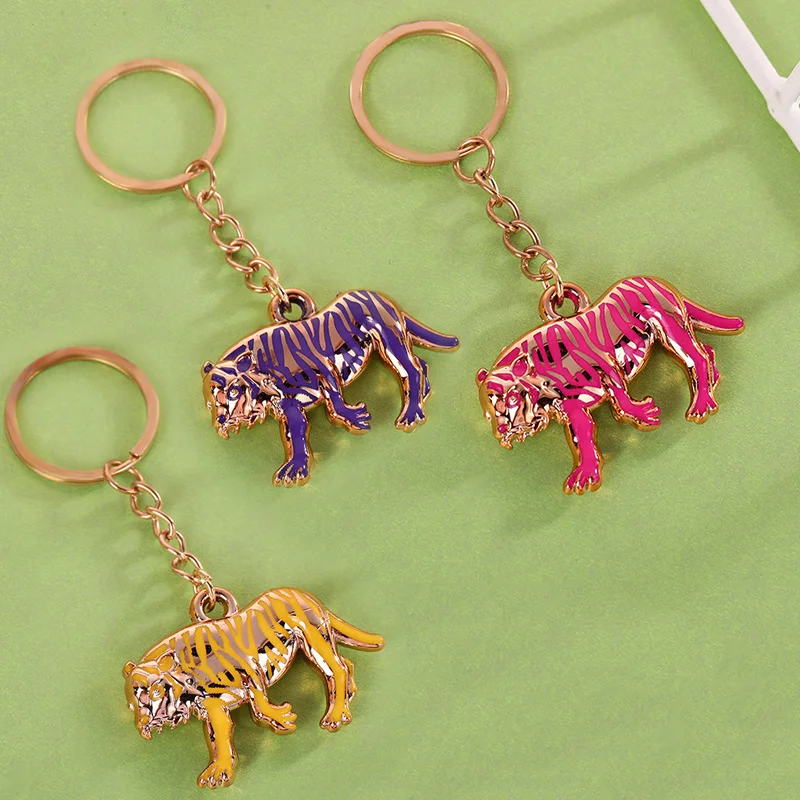 

6 Colors Tiger Metal Keychain Individual Creative Unisex Car Bag Decorative Pendant Ring Birthday Friend Couple Gift
