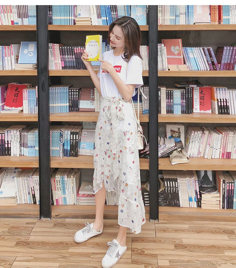 

2019 Newly Women Summer Dress Half Sleeves Slim Fit Striped Round Neck Elastic Waist