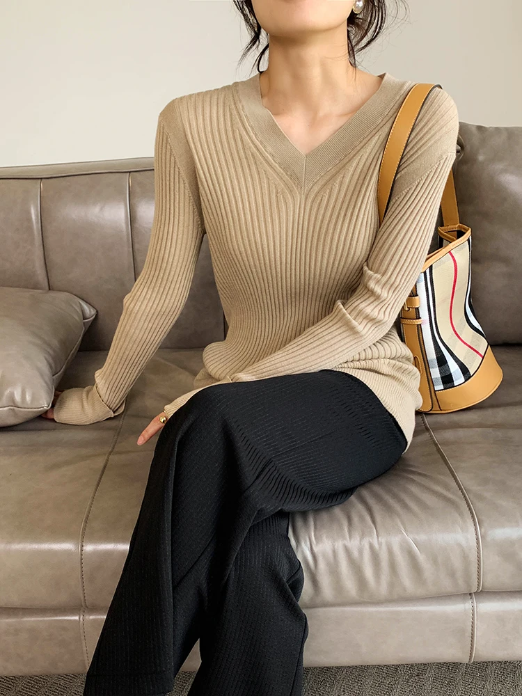 Women Pullovers Wool knitted Sweaters V neck pullover Fall Winter Bottoming knit Natural Silk Basic Sweater