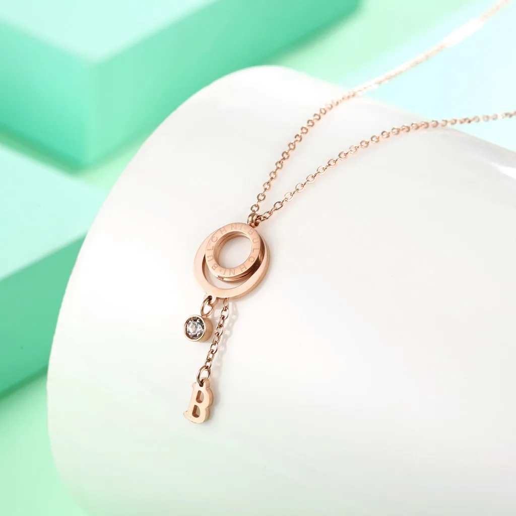 

New Short Ring Letter Pendant Accessories Girls Titanium Steel Necklace Jewelry 18k Rose Gold Chain