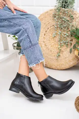 Модные черные женские ботинки Kroko