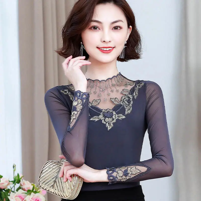 

2020 New Women Autumn Winter Sexy Hollow Out Floral Embroidery Warm Thick Fleece Shirt Lace Turtleneck Bottoming Blouse A328
