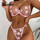 Комплект кружевного нижнего белья на тонких бретельках с цветочным узором