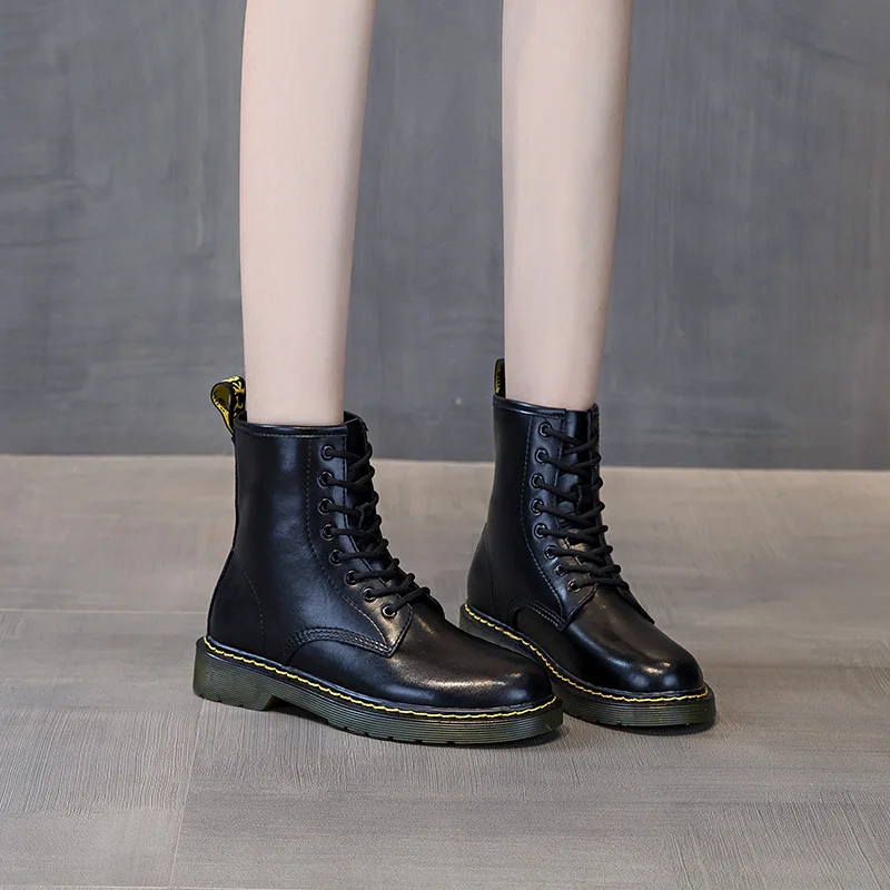 Женские ботинки мартинсы больших размеров 40 43 Осенние новые женские трубки 2020