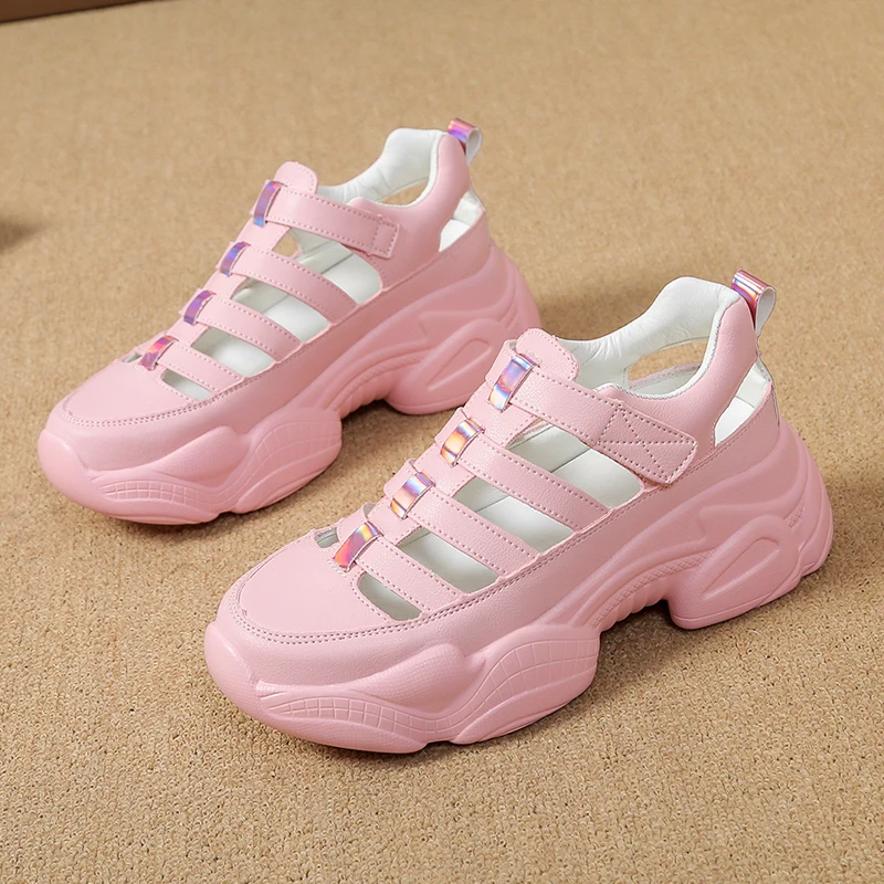 

Spring, summer and autumn fashion women's thick bottom casual sports shoes wild cross hollow breathable daddy shoes Z522