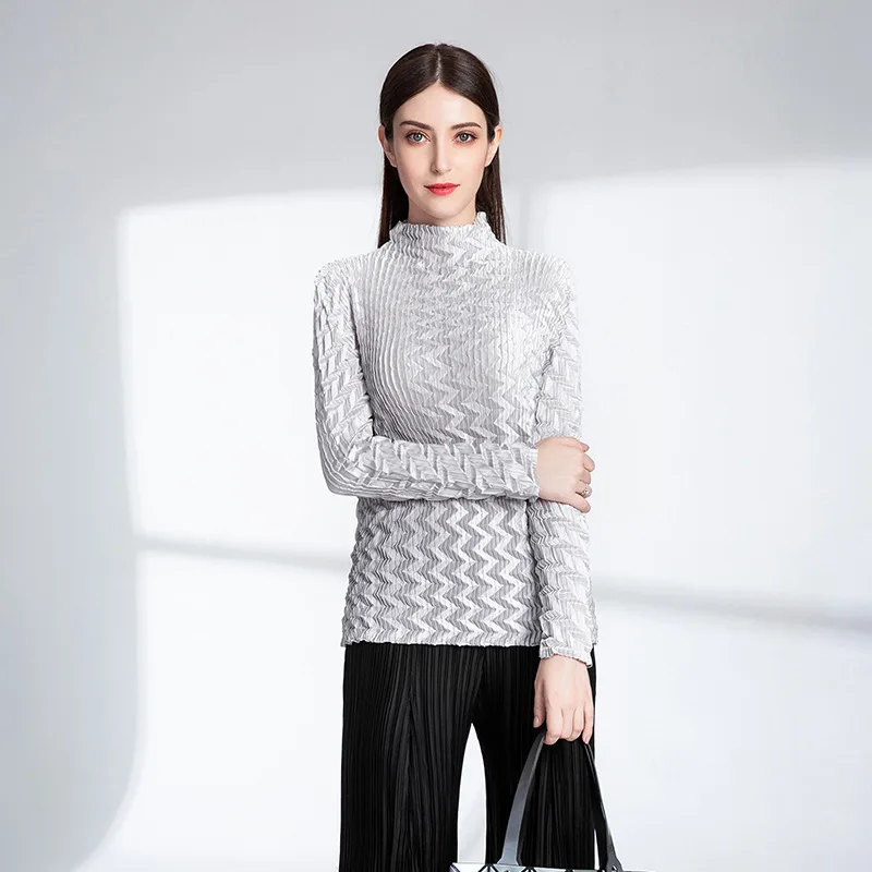 Женская однотонная плиссированная футболка LANMREM Весенняя свободная с длинными