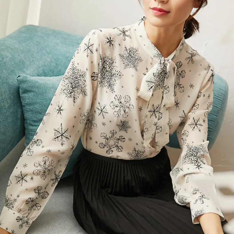 

Зимние сапоги с цветочным принтом Новый Шелковый топ с галстуком-бабочкой, для девочек, шелковая сорочка для женщин s; Сезон весна