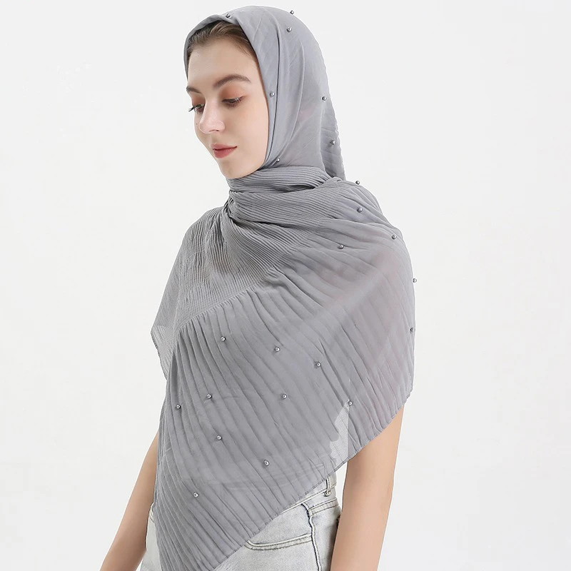 Фото Шифоновый шарф с жемчугом и оборками на подоле однотонный хиджаб baotou головной
