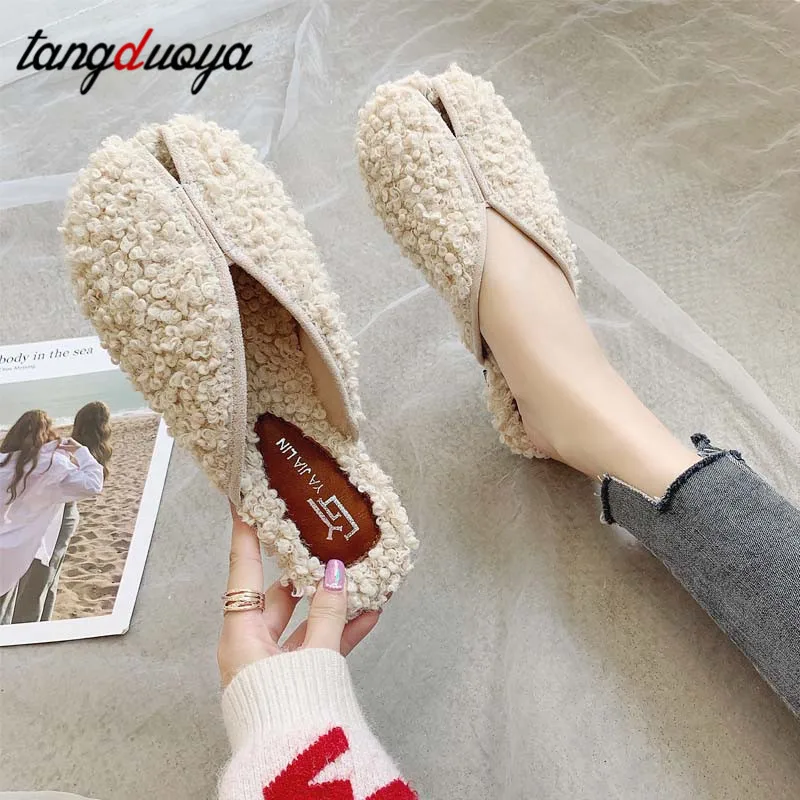 Новые тапочки женские зимние Модные индивидуальные тапки для дома помещений
