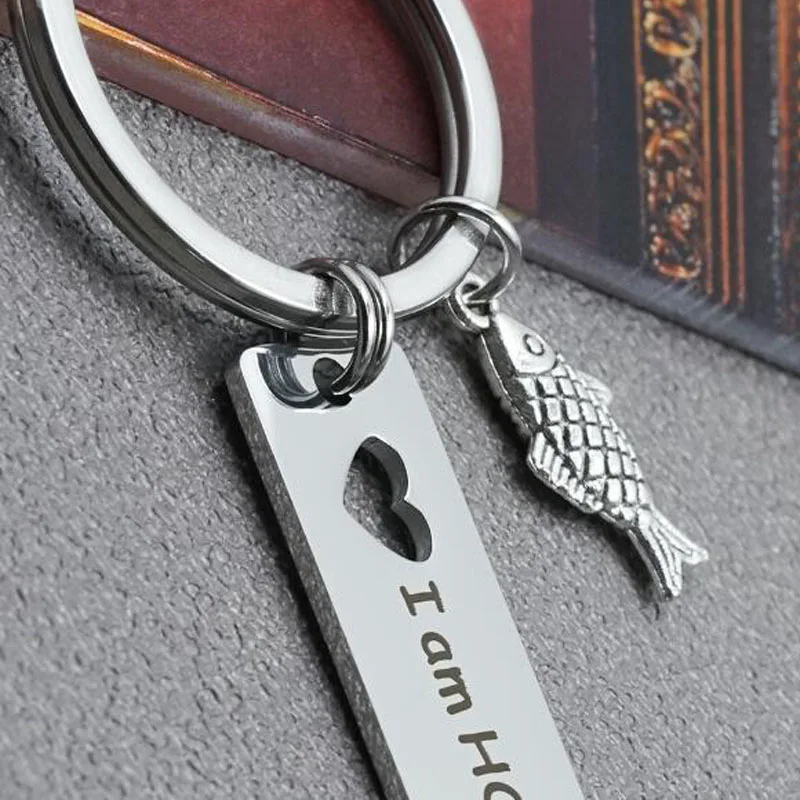 Нержавеющая сталь брелок 每当变幻时 выгравированы очарование рыбы в форме сердца