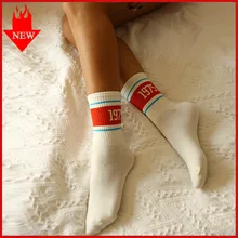 Women's Fashion Letter Patterned Socks Comfort Sports Socks Running Fitness Long Socks Female Cotton Streetwear Numbers Socks