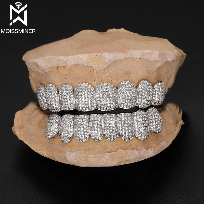 Custom Moissanite S925 Silver Teeth Grillz Silver Real Diamond Bling Tooth Grills For Men Women High-End Jewelry Pass Test