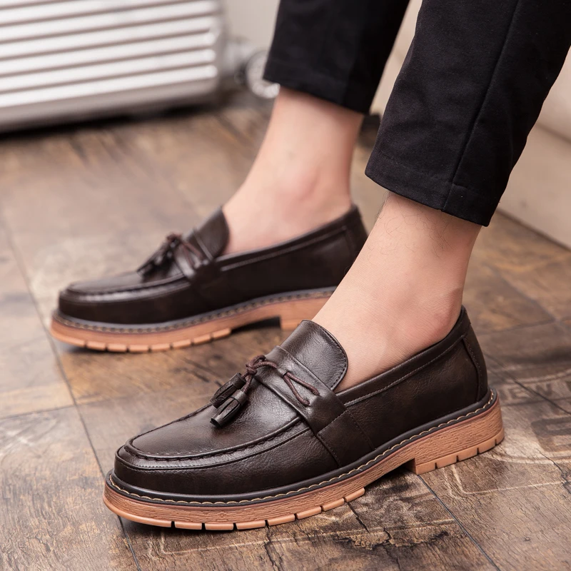 Мужская обувь Повседневные брендовые кожаные туфли Лоферы с бахромой Модная
