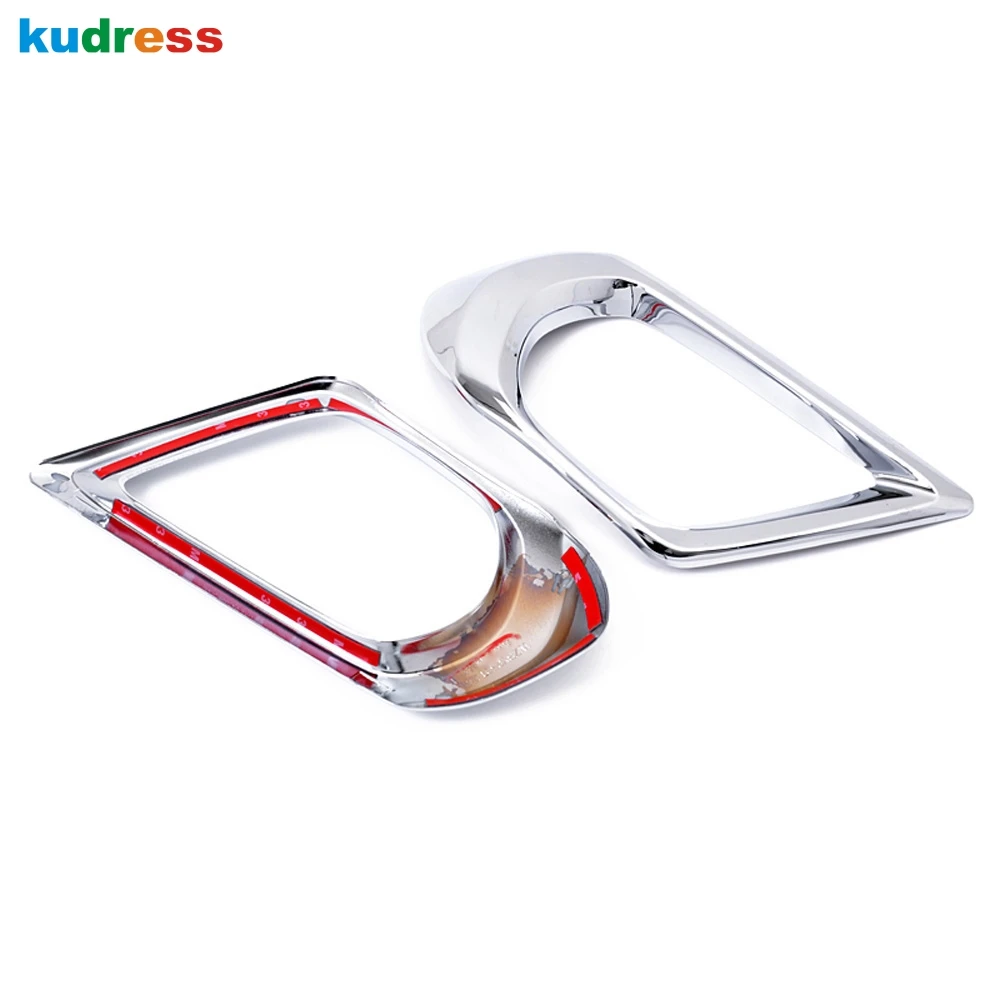 Насветильник ка на переднюю противотуманную фару из хромированного АБС-пластика