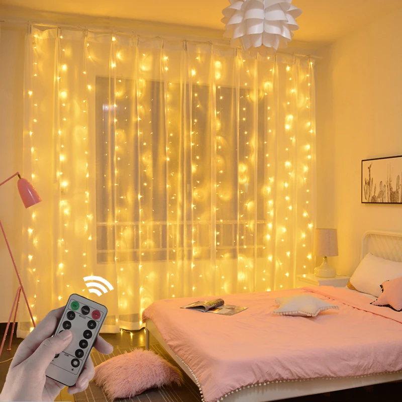 СВЕТОДИОДНАЯ Гирлянда-занавес с дистанционным управлением через USB 3 м 300