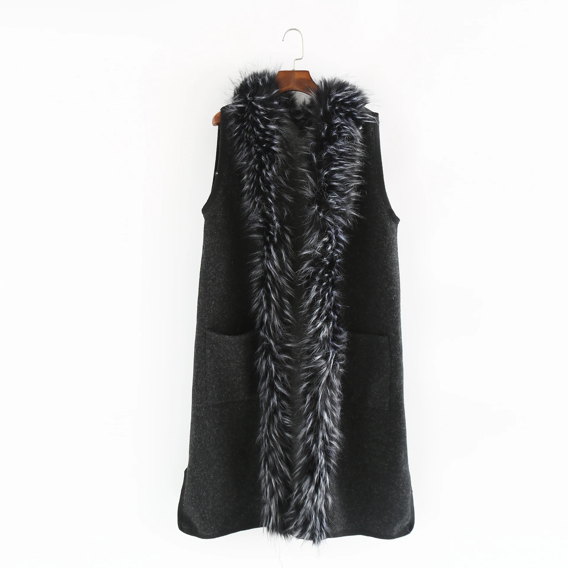 

2020 Black With White Long Fur Streetwear Cardigan Poncho Winter Cloak Warm Thick Sleeveless Long Straight Coat With Pocket