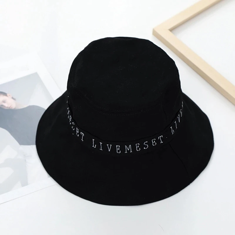 

Панама женская, складная, черная, белая, с надписью