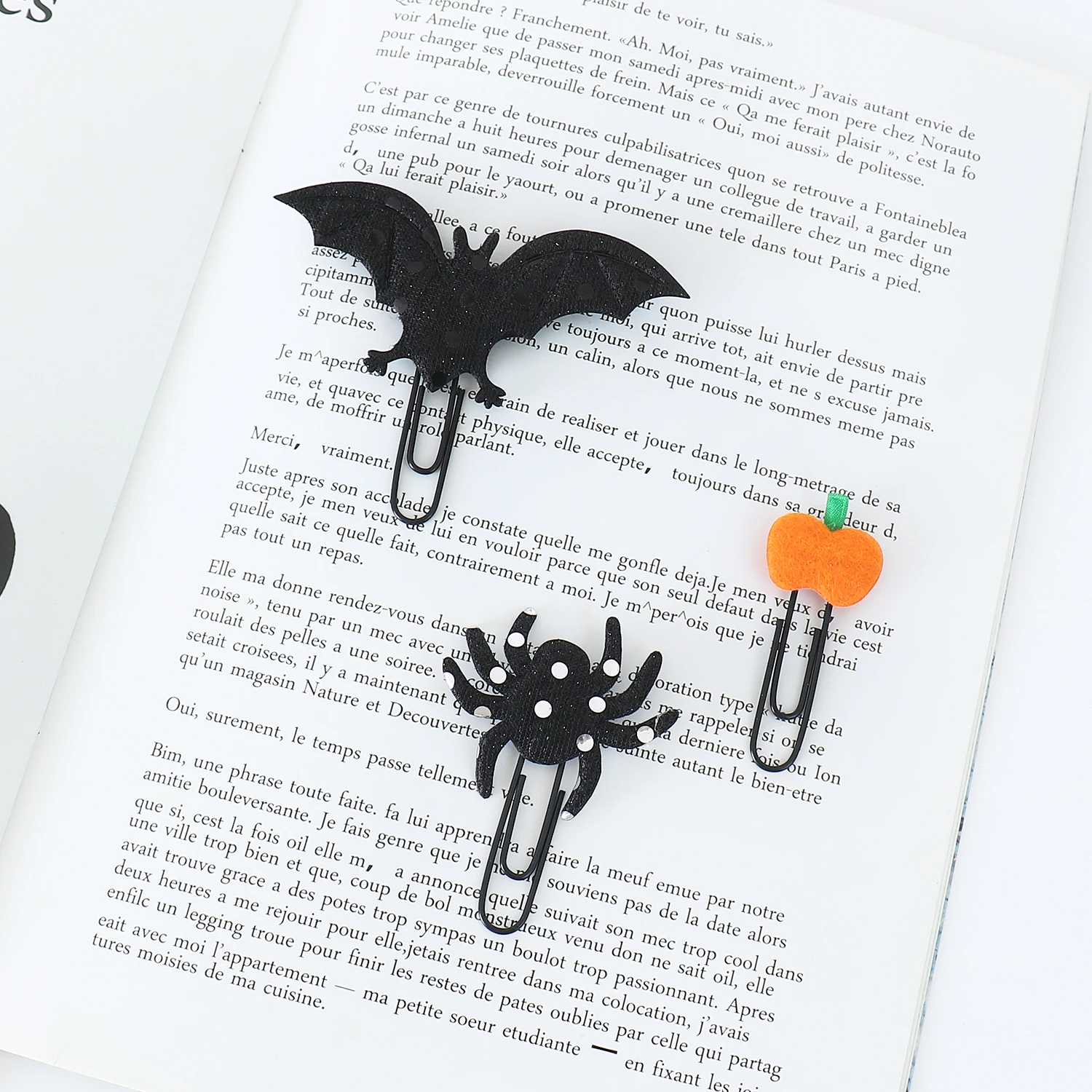 TUTU 15pcs/lot Halloween Spiders pumpkins black bat paper clip Halloween party decorative Halloween horror Bats H0550