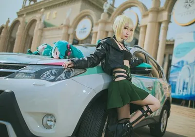 

Anime Fate/Stay Night Black Saber Arutoria Pendoragon Cosplay Costume FGO Moon Girlfriend halloween costumes for women