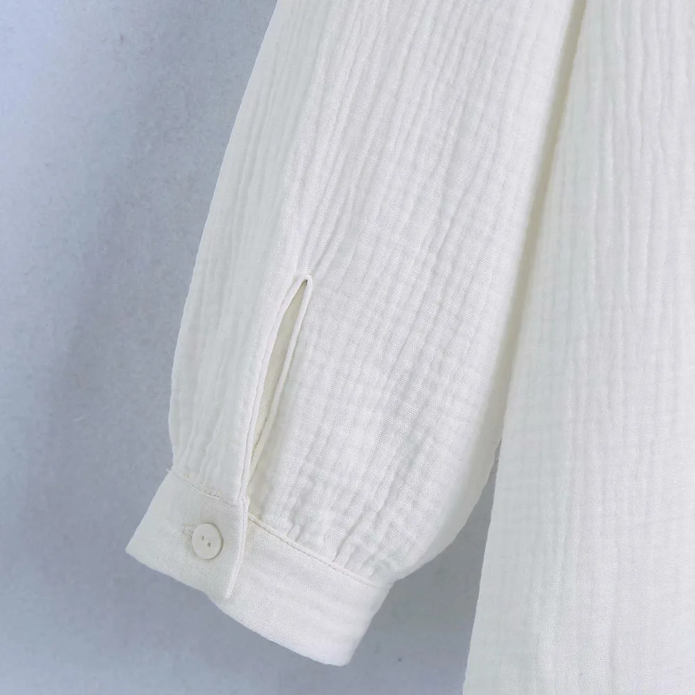 

Japan Style Blouse Spring Autumn Korean Fashion Temperament Loose Casual Thin Hollow Out Solid Color Lapel Long Sleeve 2021