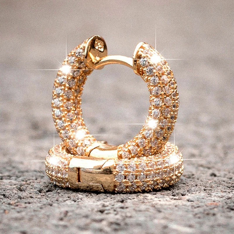 

Luxury Women Small Hoop Earrings Dazzling Micro Paved Stones Versatile Female Accessories High Quality Fashion Jewelry