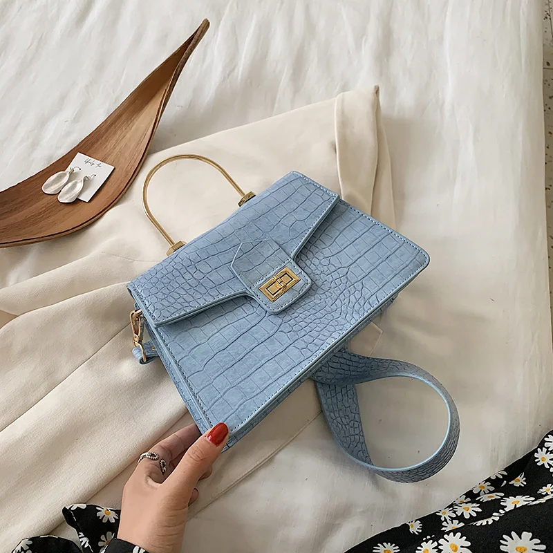 

Iron Handle PU Leather Small Crossbody Bags For Women 2021 Luxury Fashion Lock Shoulder Handbags And Purses Lady Totes