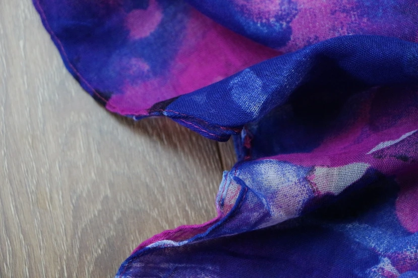 

Female Big shawl winter Thin section Clothing accessories fashion printing Comfortable Women's Long scarf