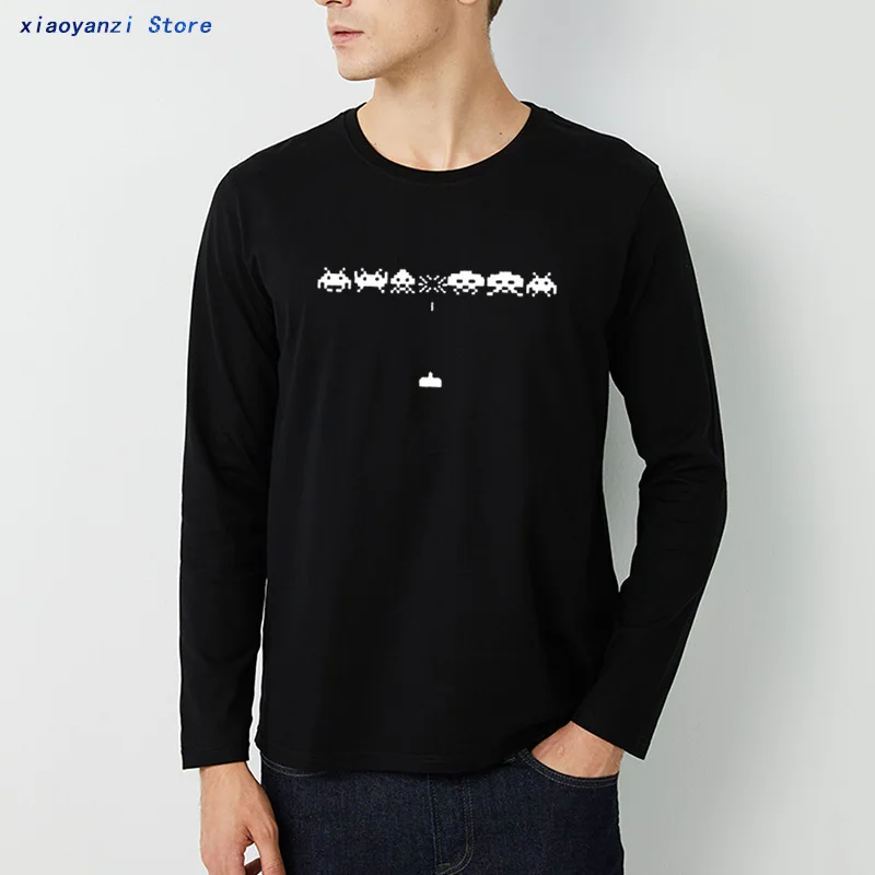 

Space Invader long sleeve T shirt Classic Shooting Retro Game Gift For Atari Arcade Player Creative Design Black Cotton T-shirt