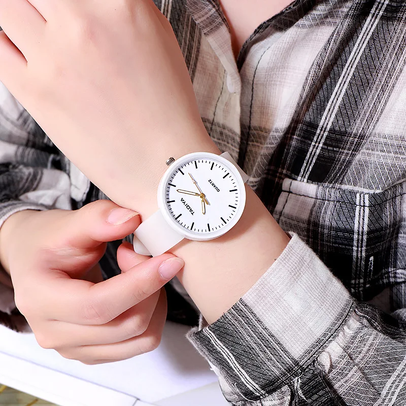 

Women Watches Children Cartoon Casual Quartz Watch Women Luminous Silicone Strap Watch Students Jelly Watches Relogio Feminino