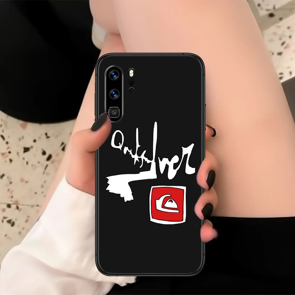 

Surfing Skateboard Quiksilver Phone Case For Huawei P 10 20 30 40 Mate Smart Lite Z 2019 Pro Black black Hoesjes Painting Funda