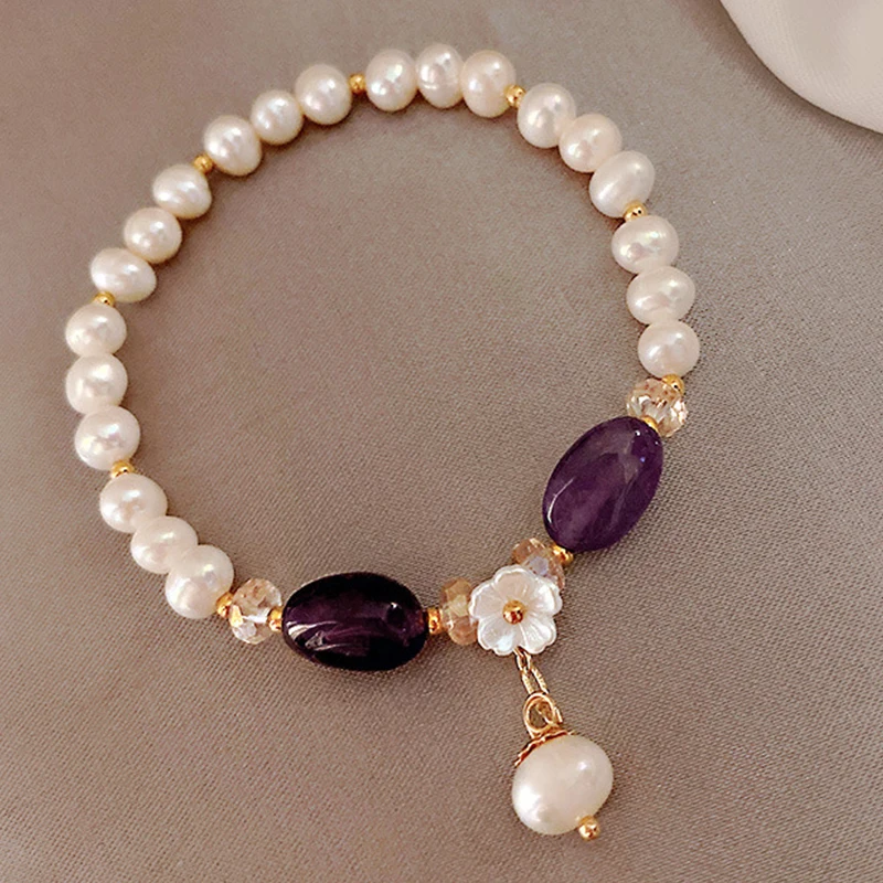 

Simple Imitation Pearl Bracelets Temperament Butterfly Flowers Bee Pendant Bracelet For Women Girl Party Banquet Charm Jewelry