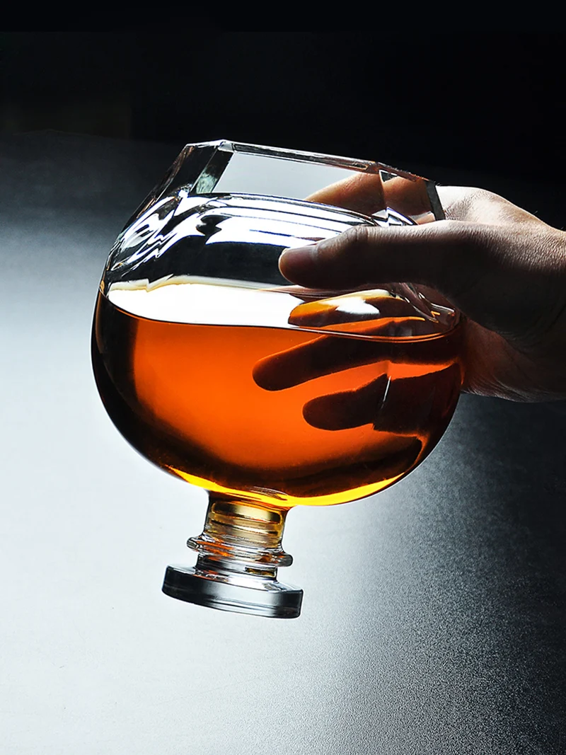 

luxury home bar glass lead-free Whiskey Decanter for Liquor Scotch Bourbon 200902-01