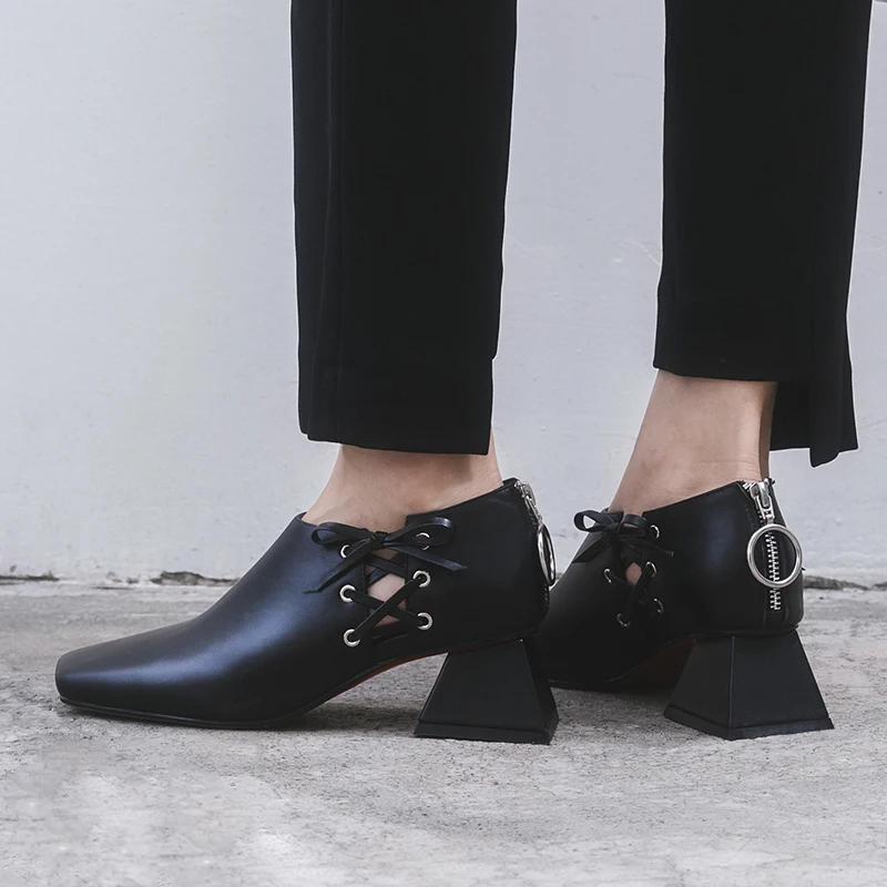 Jual Asli Niat Fashion Kulit Asli Sepatu Wanita Renda Hitam Putih Sipke Sepatu Hak Tinggi Kualitas Square Toe Sepatu Wanita Mature