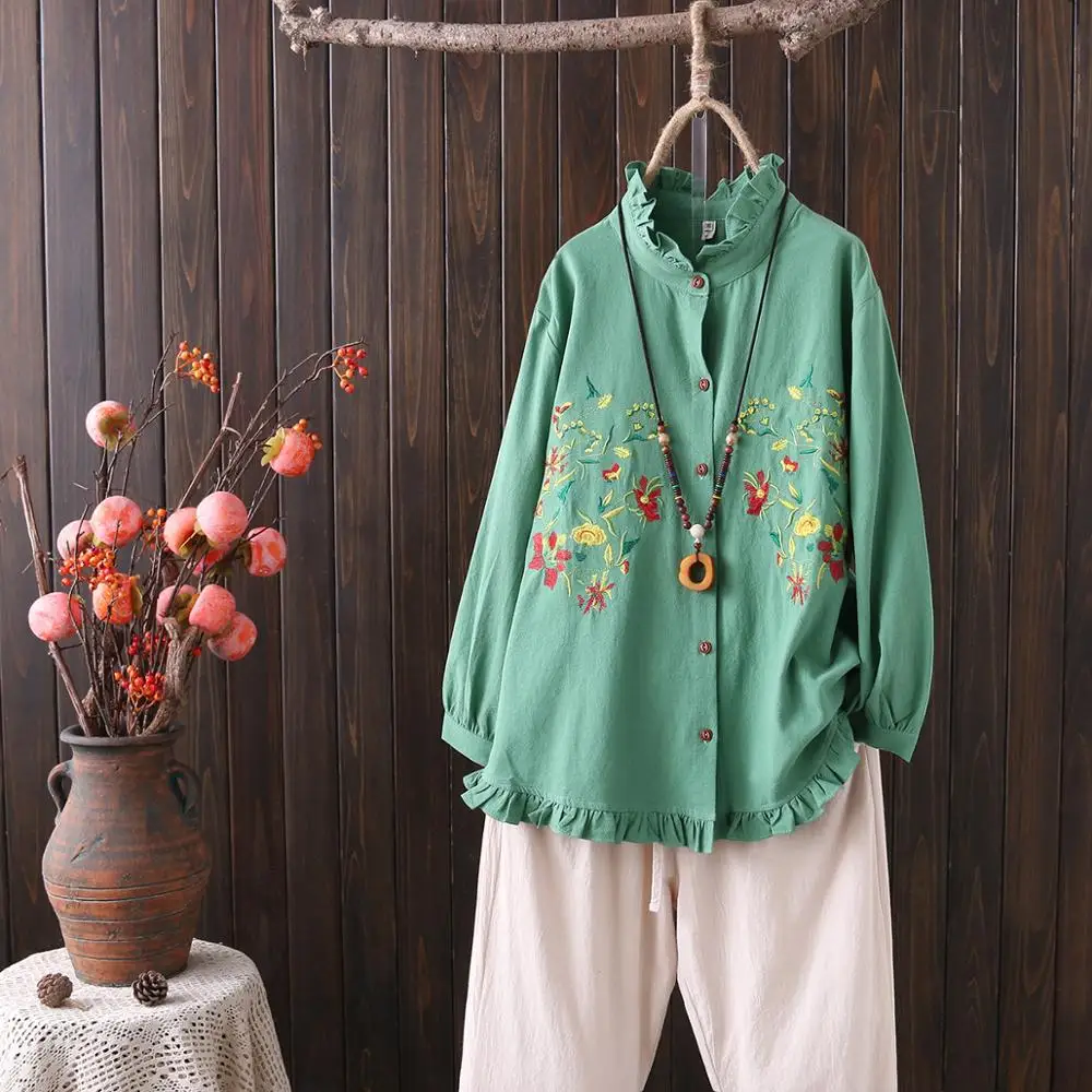 Весна в этническом стиле с вышивкой футболки-топы цветочным рисунком и свободная