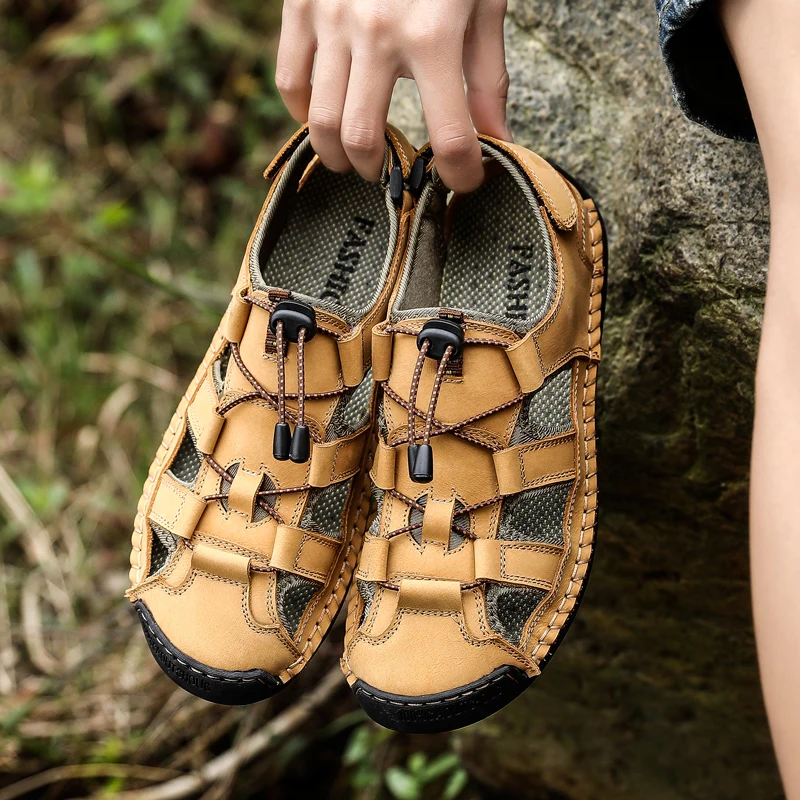 

Сандалии мужские резиновые, легкие дышащие, повседневные римские гладиаторы из натуральной кожи, с вырезами, уличные