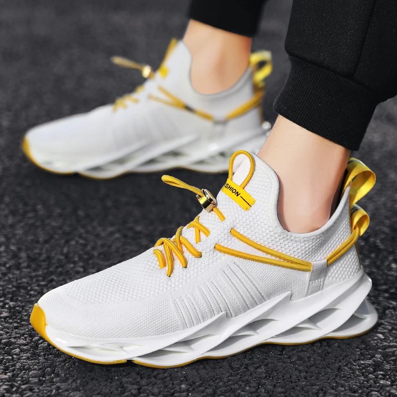 

Causal Shoes For Men Sneakers For Men White Breathable Mesh Shoes Slip On Fashion Zapatillas De Deporte Para Hombre Informales