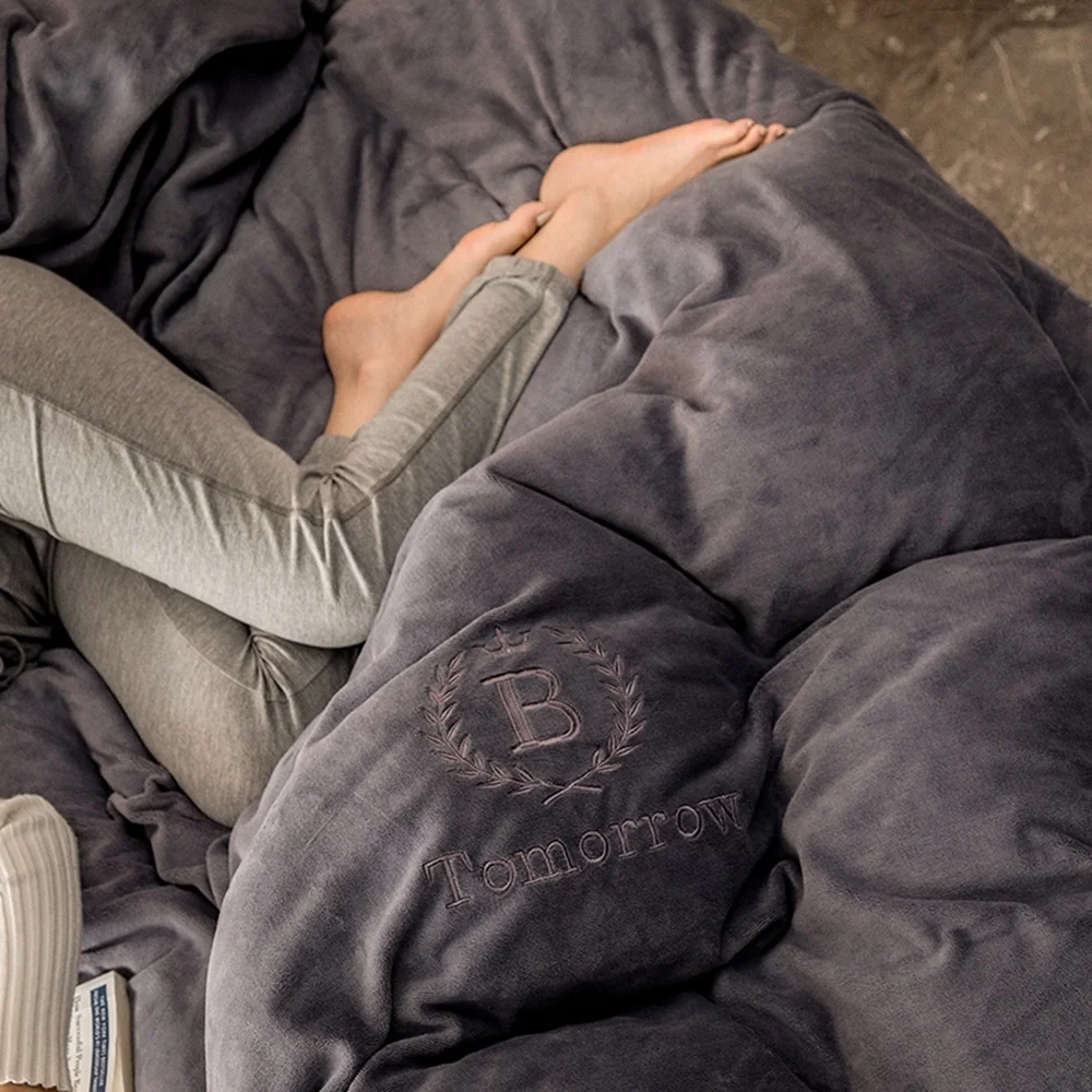 Home Textiles Light Gray Winter Flannel Quilt Cover Soft Worm Coral Fleece Comforter Thickening Warm Duvet Bedding | Дом и сад
