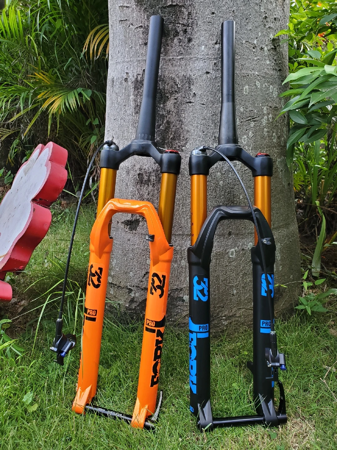 

ELYON 100*15mm 27.5/29inch Bicycle Fork Air Mountain MTB Bike Fork Front Suspension Stroke 140mm Shoulder Wire Spring Disc Fork