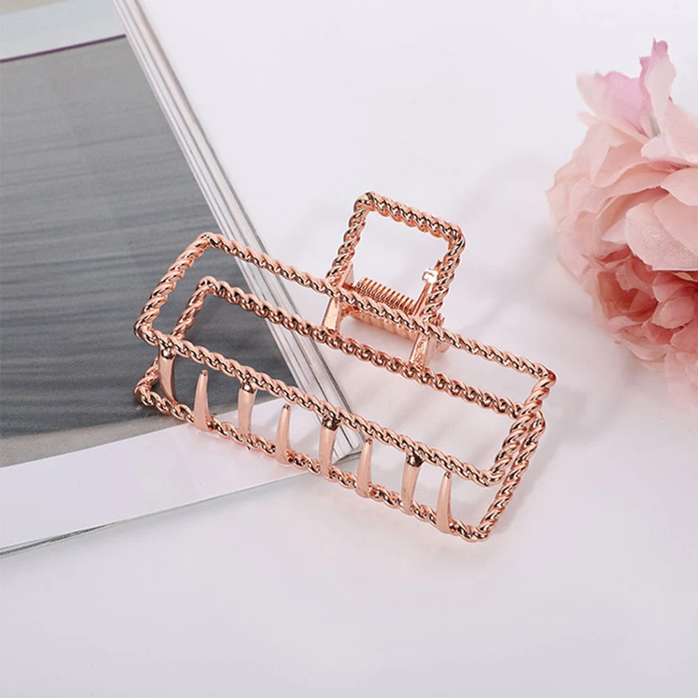 

Simple Metal Hollow Out Geometric Hair Claw Ladies Elegant Hair Accessories Cross Crab Bath Clip For Women Fashion Girl Headwear