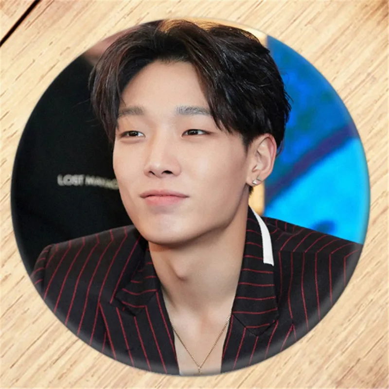 14 Kpop iKON Kim Jin Hwan брошь на булавке Значки для косплея для одежды украшение для рюкзака ювелирные изделия B052 - Окраска металла: 14