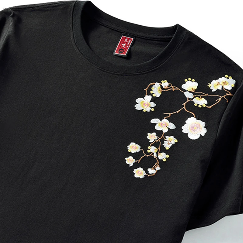 

Lyprerazy New Ethnic Style Embroidery Peacock Lovers T-shirt Cotton Short Sleeve Tshirt Men and Women Retro Casual Tees Top
