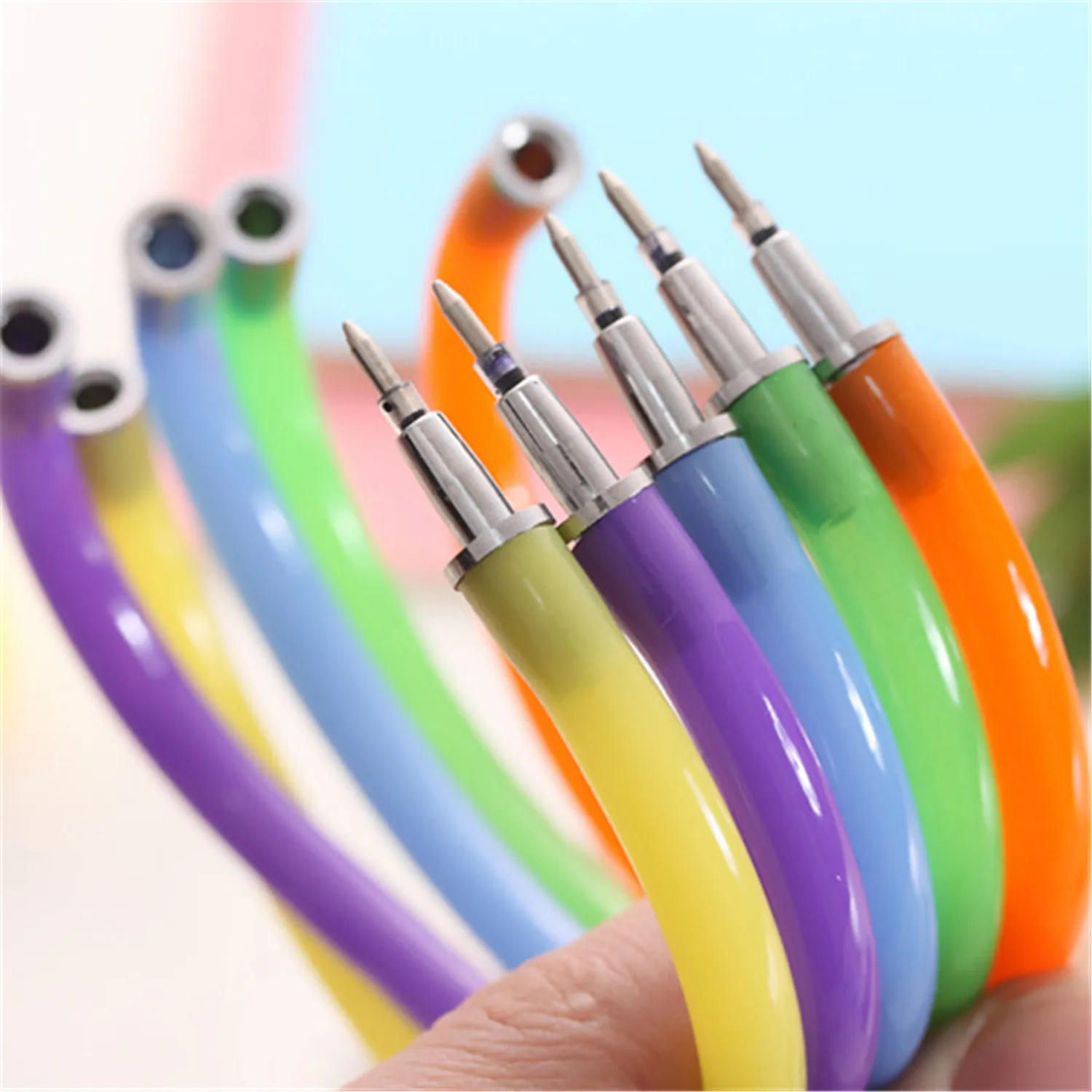 

1 шт., оригинальная Гибкая шариковая ручка, милый мягкий пластиковый жесткий браслет, шариковые ручки, школьные, офисные подарки, разные цвет...