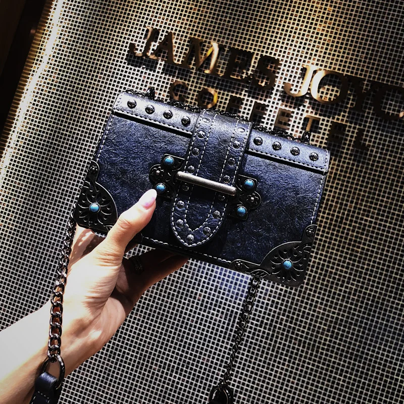 

Shoulder Bags Vintage Sac A Main Chain Bag PU Rivet Hasp With Chain Little Chic Women Bags For Crosssbody 2020