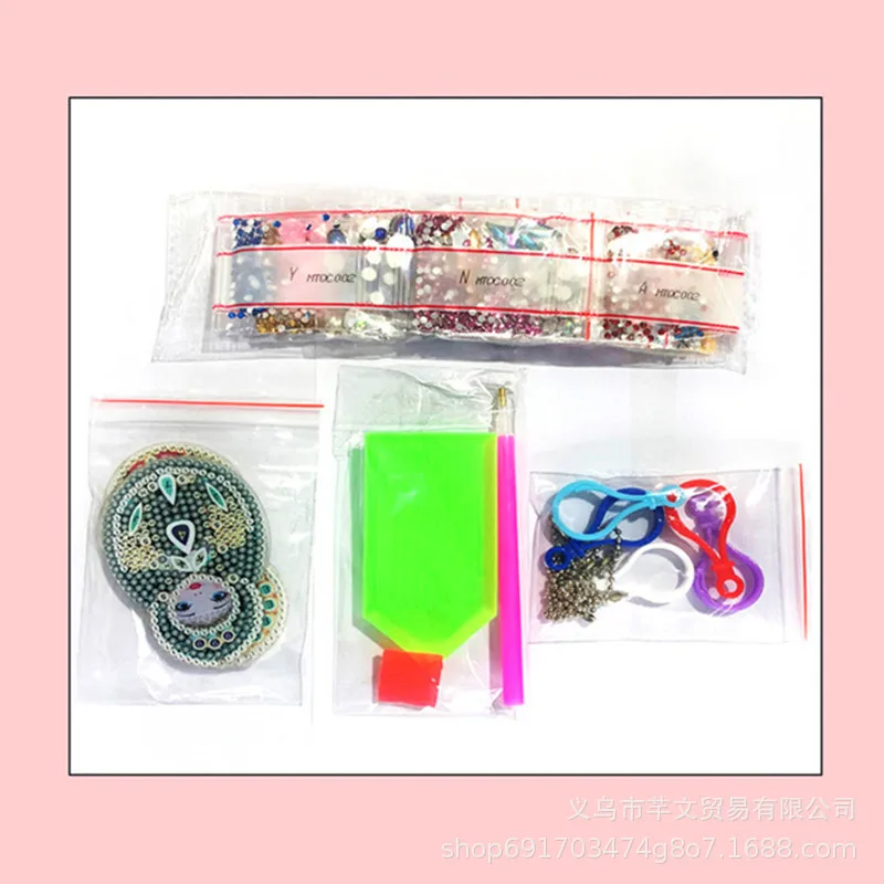 

1-5PCS DIY Diamond Key Chain Special Shaped Full Diamond Painting Keyring Keychains Cross Stitch Embroidery Women Bag Key Chain